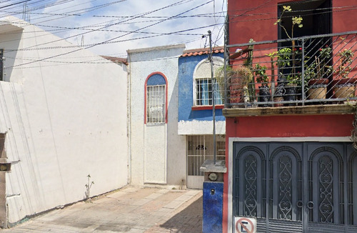 Venta De Casa En Celaya Jg