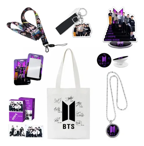 Pack Regalo Fan Con Caja, Álbum, Tarjetas, Pegatinas, Llavero, Cordón, Insignia Y Soporte Acrílico – Negro