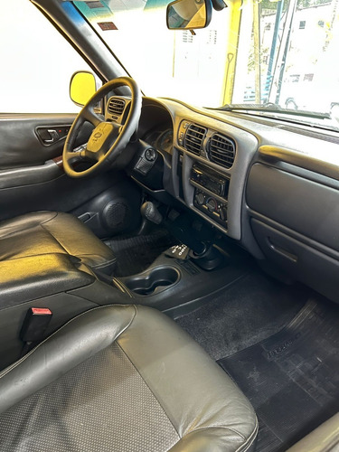 Imagem 2 de 12 de Chevrolet S10 2011 2.8 Executive Cab. Dupla 4x4 4p