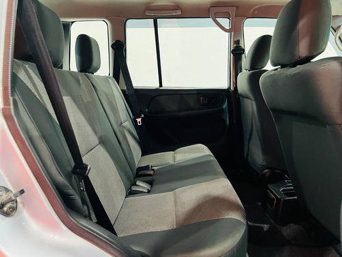 Mitsubishi Pajero TR4 2.0 4X4 FLEX AUTOMÁTICO