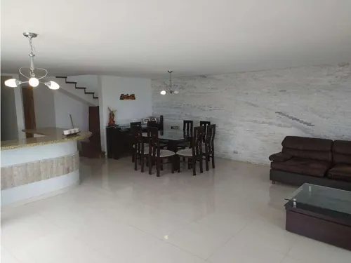 Casa En Venta - Alto Prado