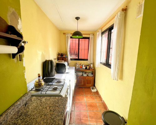 Venta Casa 2 Ambientes Jardín Parrilla Turdera