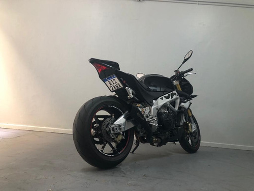 Aprilia Tuono V4 1100 Usada
