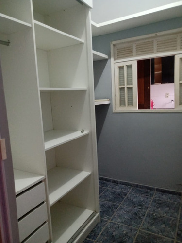 Casa 3 Quartos Com Garagem E Piscina
