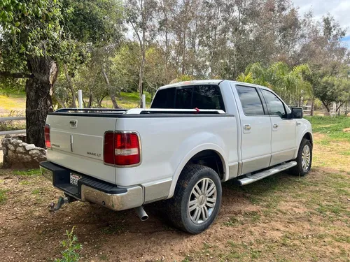 Lincoln Mark LT Pick Up 4x2 At