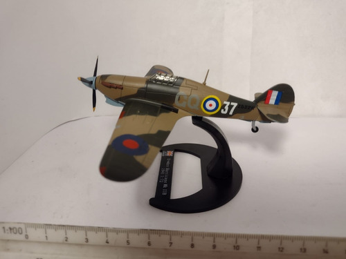 Avión Metálico Hawker Hurricane 1:72 Z2801 Milouhobbies