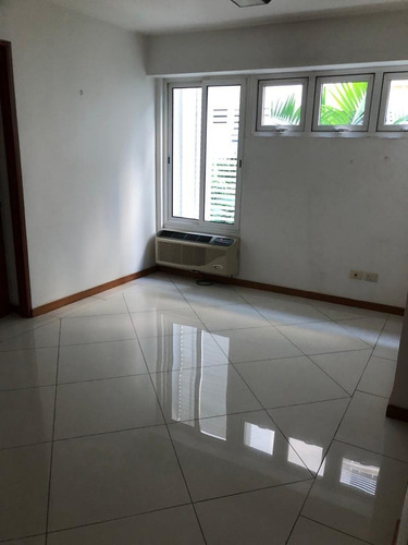 Imagen 21 de 28 de Apartamento En Evaristo Morales 3er Piso 256mts