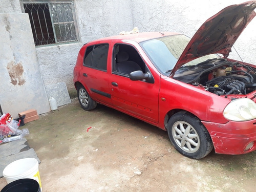Imagem 12 de 13 de Renault Clio 2002 1.0 16v Rl 5p