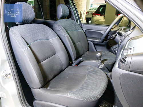 Imagen 16 de 18 de Renault Clio Mio Confort 1.2 5ptas 2016