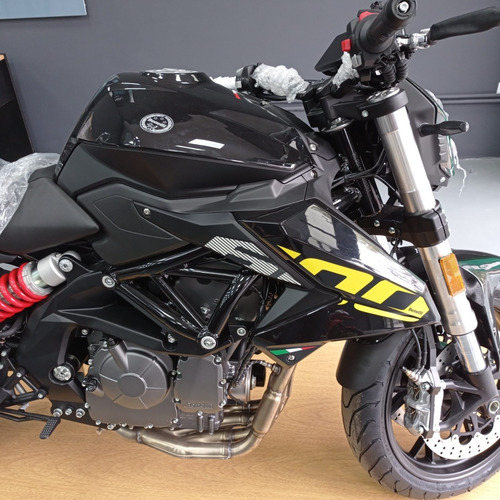 Imagen 4 de 15 de Benelli Tnt 600i