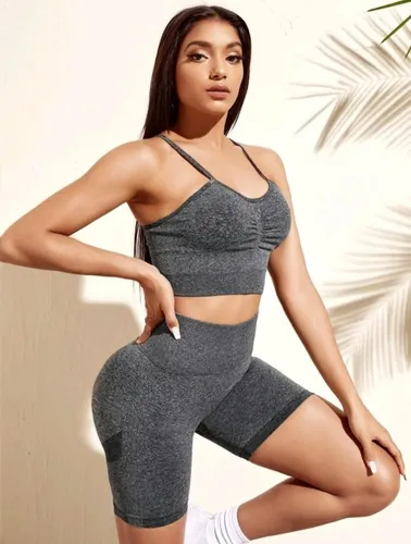 Conjunto Deportivo Biker Short Push Up + Crop Top Gris