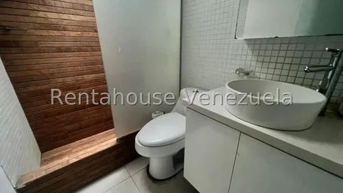 Casa En Alquiler Chuao Vgi