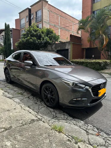 Mazda 3 2.0 Touring At