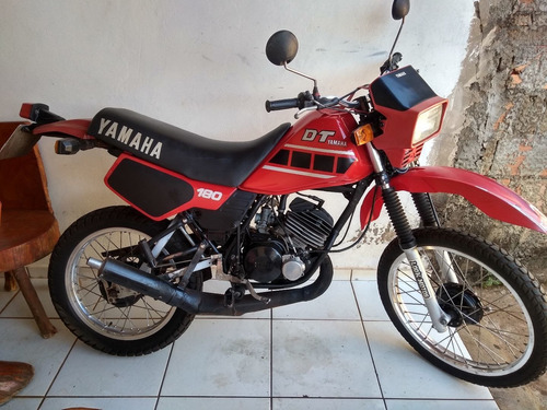 Imagem 1 de 5 de Yamaha Dt 180