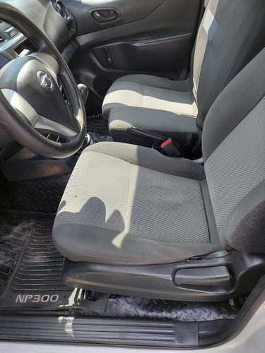 Imagen 12 de 15 de Nissan Np300 2017 Estacas Dh Aa Pack Seg