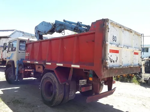 Camión Volcador C Hidrogrúa Y Almeja Iveco Modelo 150n