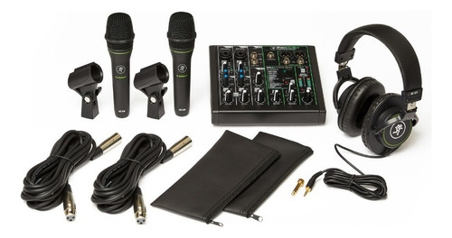 O pacote Kit Mackie Performer inclui Mixer, 2 microfones, fone de ouvido