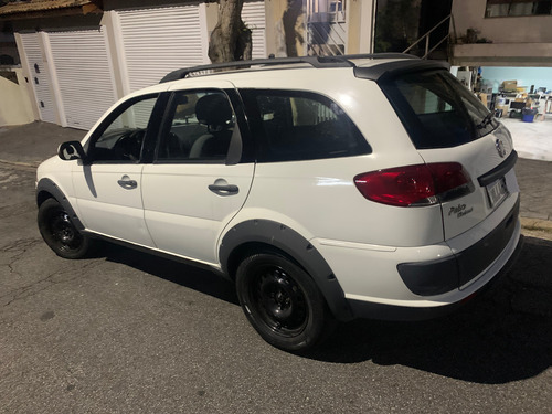 Fiat Palio Weekend 1.6 16v Trekking Flex 5p