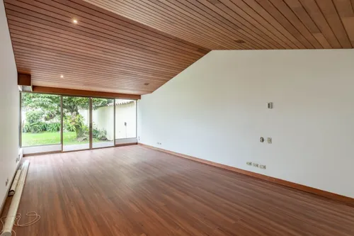 Casa En Arriendo/venta En Santa Barbara Alta. Cod A19949