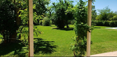 Imagen 5 de 7 de Venta Casa Quinta En Las Casuarinas- Lujan