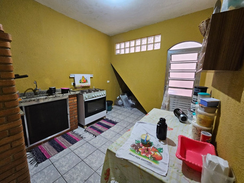 Casa De 3 Quartos E 4 Banheiros ,sendo Uma Suíte!!