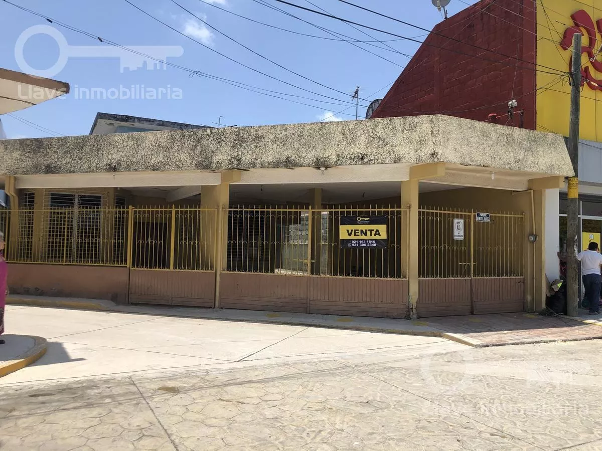 Local En Renta, Col. Centro. Las Choapas, Ver. Cerca De Elektra