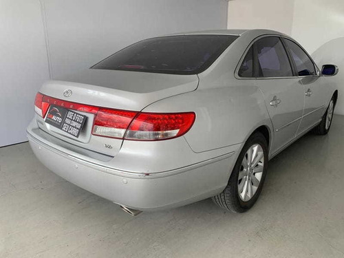 Imagem 4 de 10 de Hyundai Azera 3.3 V6 2010