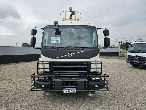 Caminhão Volvo Vm290 6x4 Pipa Gascom 20.000l 2024