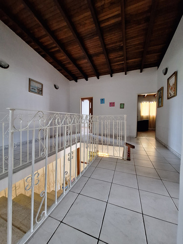 Se Vende Casa 435m2 7h/5b/4p Charallave Country Club