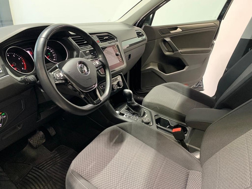 Imagen 10 de 16 de Volkswagen Tiguan 2.0 Confortline 4 Motion Aut
