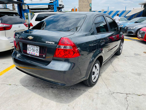 Imagen 9 de 14 de Chevrolet Aveo 2017 1.6 Lt Mt
