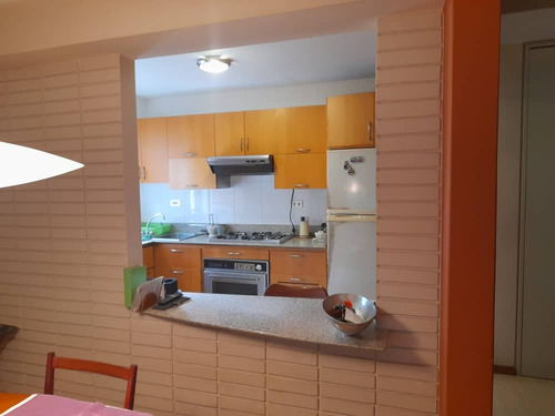 En Venta Espectacular Apartamento Ubicado En La Urbanización La Florida