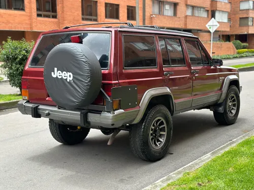 Jeep Cherokee 4.0 Laredo