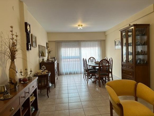 Venta De Departamento - 2 Dormitorio