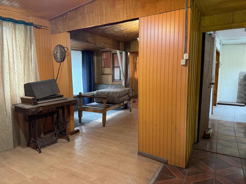 Casa Antigua En Población Pedro Aguirre Cerda, V. Makena Cap