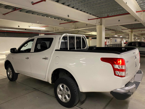 Mitsubishi L200 L200 4x2 D Glx