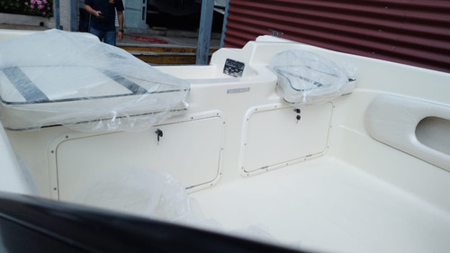 Lancha 0 Horas Trakker 520 Open Con Motor 4 T Mercury 40 Hp