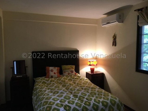Imagen 8 de 10 de Casa En Venta Urb. La Lagunita Country Club # 22-16284