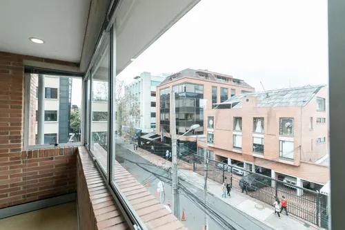 Oficina En Arriendo En Chico Reservado. Cod A1107015