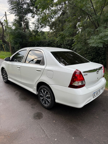 Toyota Etios 1.5 Sedan Xls