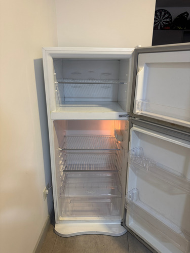 Heladera Gafa Con Freezer 282l Perfecto Estado Blanco (Usado)