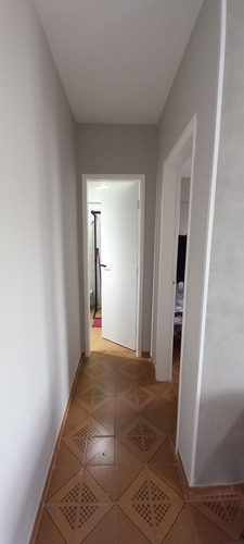 Apartamento De 01 Dormitório Com Vaga De Garagem Coberta !!!