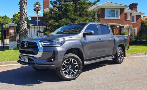 Toyota Hilux 4x4 2.8 Srv Plus Tss A/t Igual A 0km!