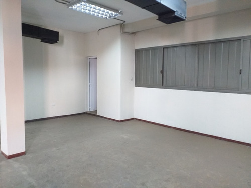 Imagen 3 de 7 de Amplio Local En Alquiler Centro De Coro. 0414-5725250 Cod