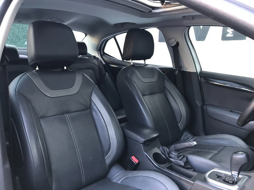 Imagen 22 de 25 de Citroen C4 Lounge 1.6 At Thp Shine Año 2017 - Liv Motors