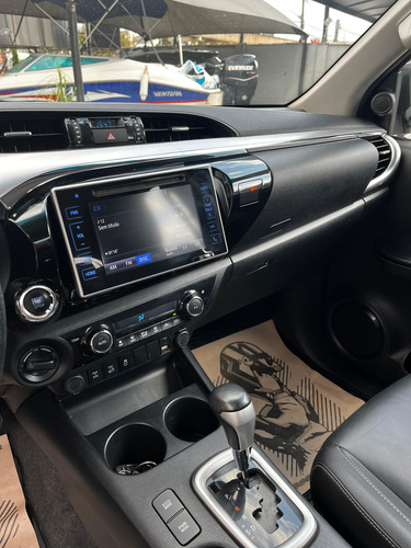 Toyota Hilux 2.8 Tdi Srv Cab. Dupla 4x4 Aut. 4p