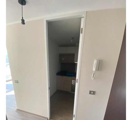 35 M2 / Amplio Y Luminoso Estudio Con Cocina Independiente