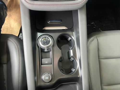 Ford Explorer Active 2025 Casatoro 170 A.a.