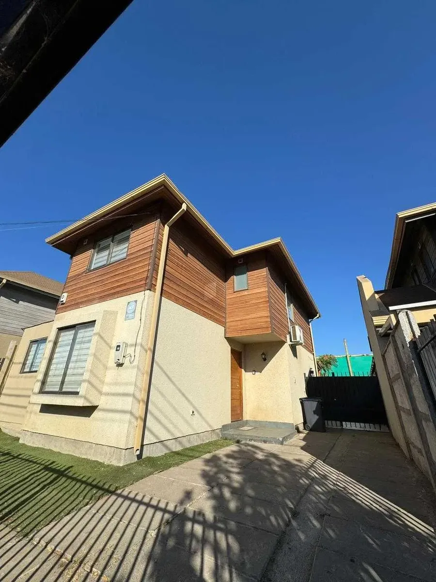Imagen 2 de 22 de Se Arrienda Casa Con 3 Dormitorios Talca (160998)