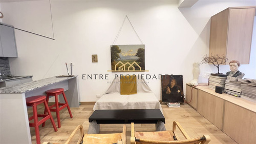 Venta Departamento Remodelado Metro Escuela Militar,1 Ambien